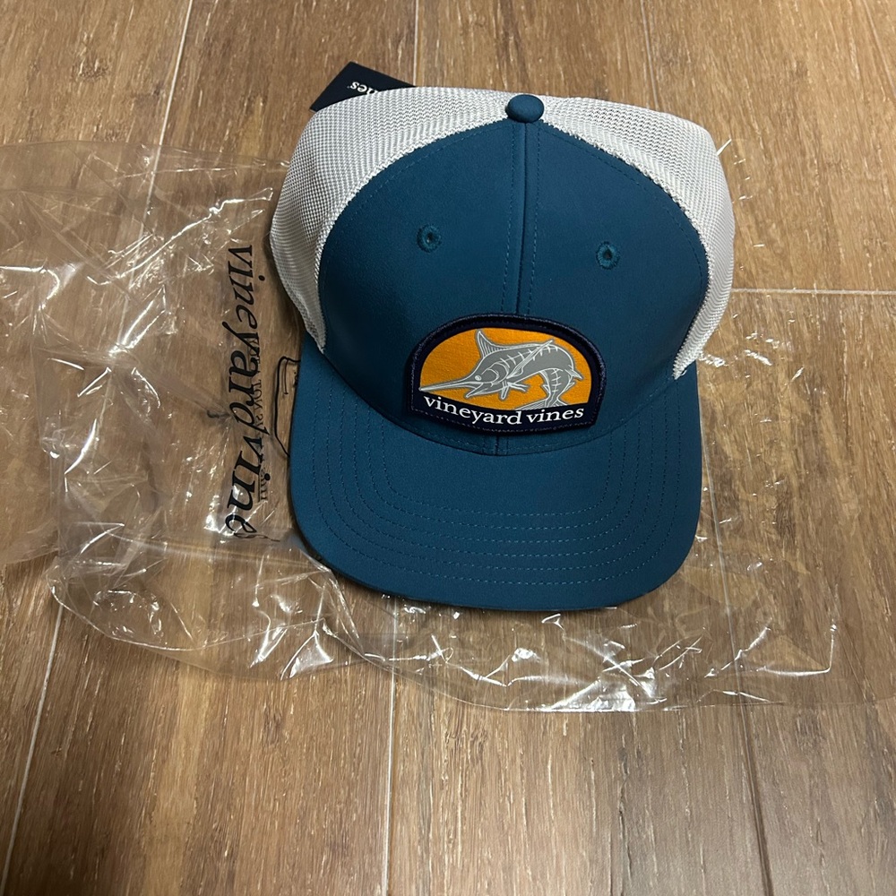Vineyard Vines Marlin Patch Trucker Hat NWT